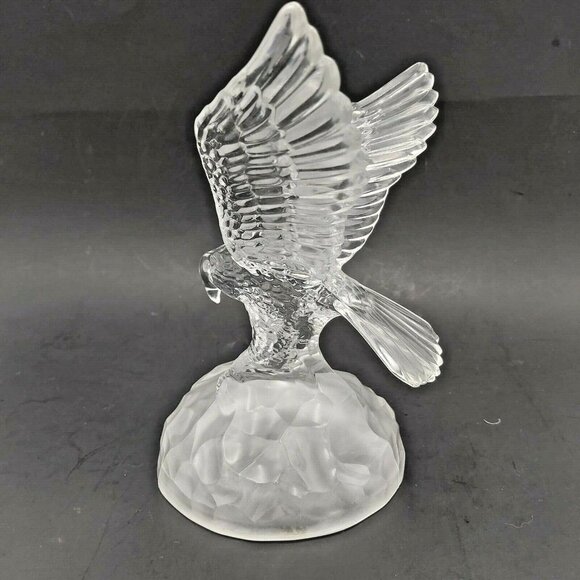 Cristal d'Arque Lead Crystal Bald Eagle Figurine 7.5 x 4.75 inch Made in France - Picture 3 of 9